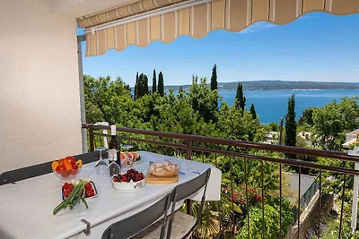 Ferienwohnung mit Balkon und Meerblick