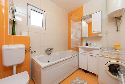 Ferienwohnung mit Klimaanlage und Meerblick