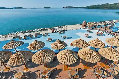 Komfortable Ferienwohnung Bilice mit Aussenpo