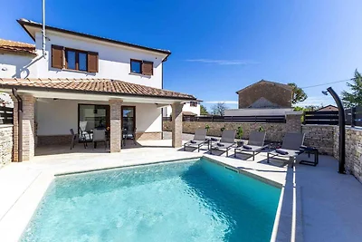 Villa mit Pool, Klimaanlage