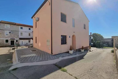 Ferienwohnung mit Balkon und Klimaanlage