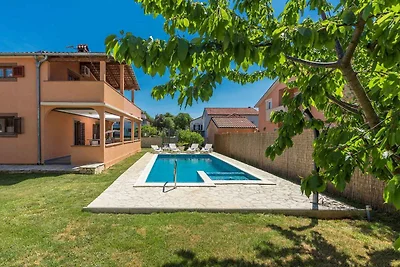 Ferienwohnung mit privatem Pool