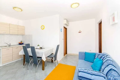 Holiday flat family holiday Okrug Gornji