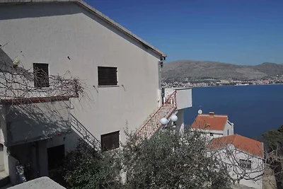Appartamento Vacanza con famiglia Okrug Gornji
