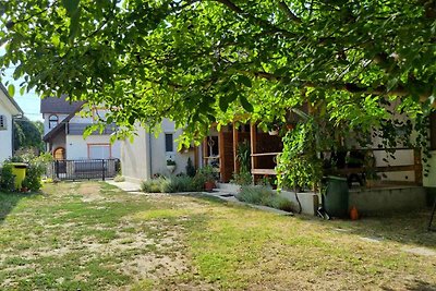 Ferienwohnung schön eingerichtet mit