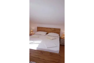 Ferienwohnung mit Terrasse und Klimaanlage