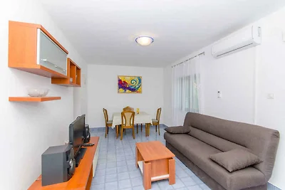 Appartamento Vacanza con famiglia Supetarska Draga