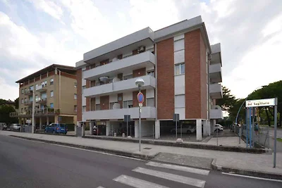Ferienwohnung mit Klimaanlage und Balkon