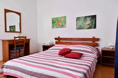 Komfortables Apartment mit 1 Schlafzimmer, Ba