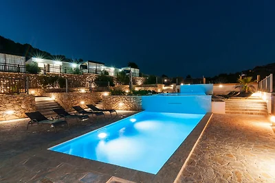 Ferienhaus mit Gemeinschaftspool und