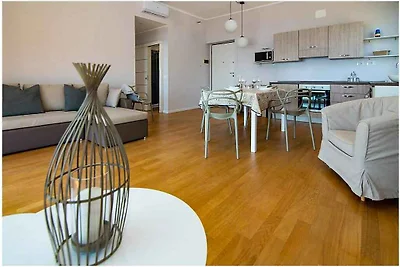 Ferienwohnung mit Klimaanlage und Balkon