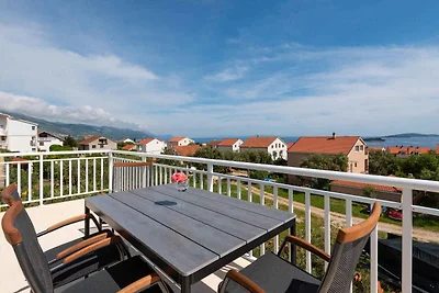 Ferienwohnung mit Klimaanlage und Meerblick i