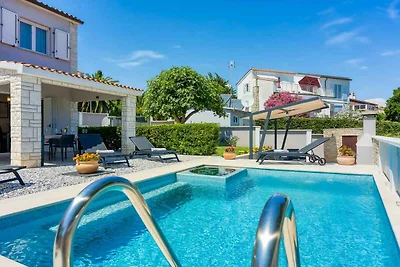 Villa mit Privatpool