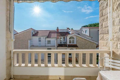 Charmantes Studio Tonko in Duće mit Gartenbli