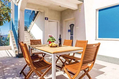 Ferienwohnung mit Klimaanlage und Balkon