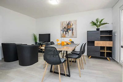 Geräumiges Appartement in ruhiger Lage auf de