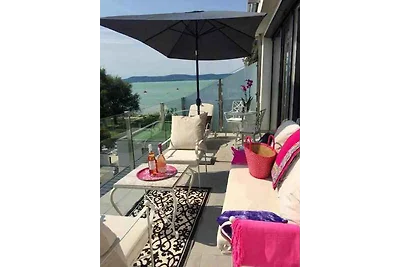 Ferienwohnung mit eigener Strand und Seeblick