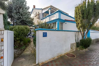 Ferienwohnung mit Garten, Terrasse und Grill