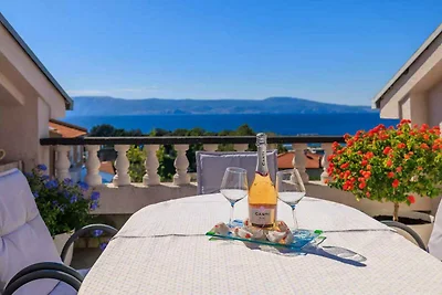 Ferienwohnung mit Terrasse und Meerblick