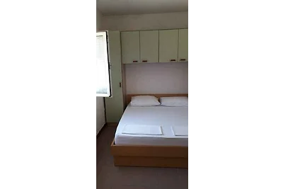Ferienwohnung mit Terrasse und Grill, am Meer