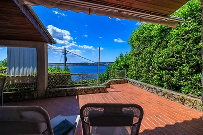 Ferienhaus mit grosser Terrasse