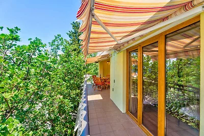 Ferienwohnung mit Balkon und Meerblick