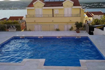 Ferienwohnung mit Meerblick und Whirlpool