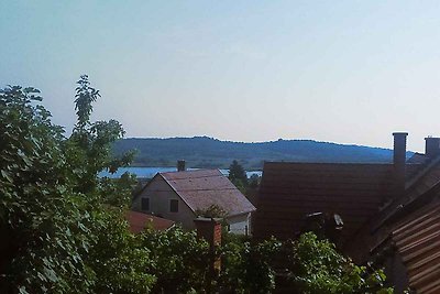 Ferienhaus mit Garten nur 50 m vom Zentrum