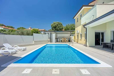 FerienHaus mit Pool