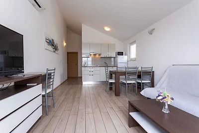 Ferienwohnung mit Klimaanlage und Meerblick