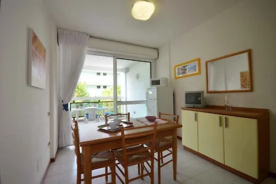Ferienwohnung mit Klimaanlage und Balkon