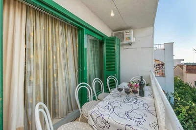 Ferienwohnung mit Balkon und Meerblick