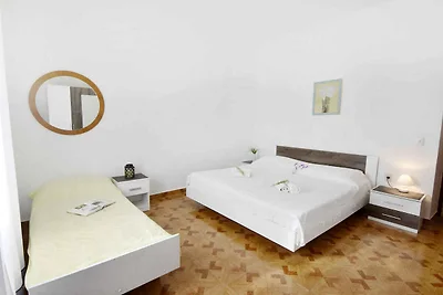 Appartamento Vacanza con famiglia Basanija