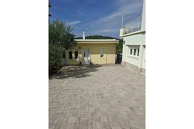 Gemütliche Ferienwohnung Neda in Bilice mit A