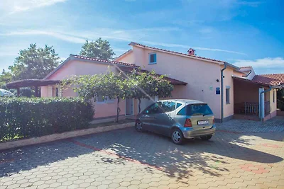 Ferienwohnung mit Poolnutzung