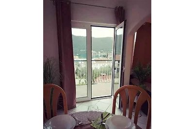 Ferienwohnung mit Klimaanlage, Balkon und