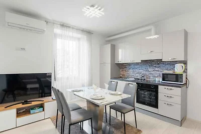 Ferienwohnung mit Klimaanlage und Terrasse