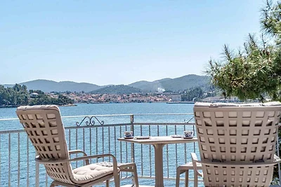 Ferienhaus mit Terrasse und Meerblick