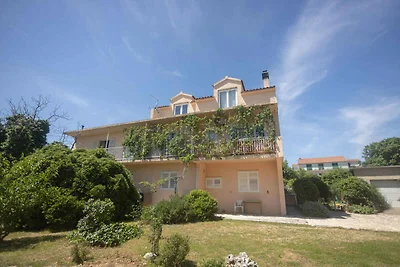 Ferienwohnung mit Terrasse und WLAN