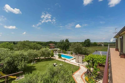 Villa mit Klimaanlage und Pool