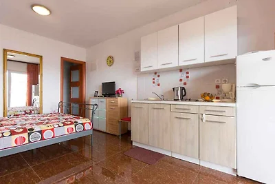 Studio mit Terrasse und schönen Meerblick