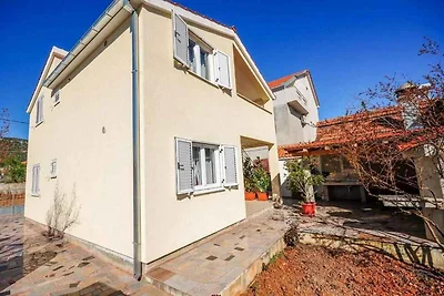 Ferienhaus mit Klima in der Nähe des Meeres