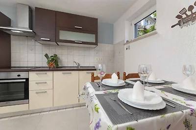 Ferienwohnung mit Terrasse und Klimaanlage