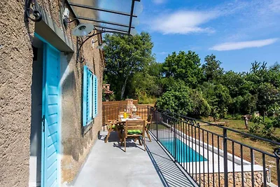 Villa mit Klimaanlage und Pool