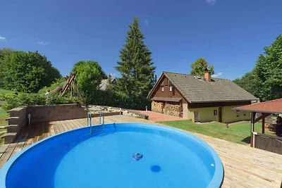 Ferienhaus mit Aussenpool