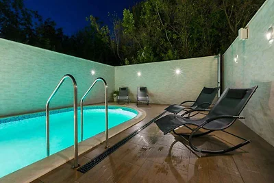 Ferienwohnung mit Aussenpool