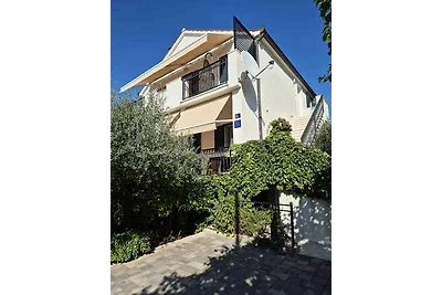Ferienwohnung mit Balkon und Klimaanlage
