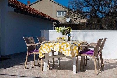 Ferienwohnung mit Balkon und Grill