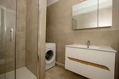 Apartment mit zwei Schlafzimmern und grosser 