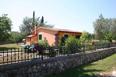 Ferienhaus mit Garten